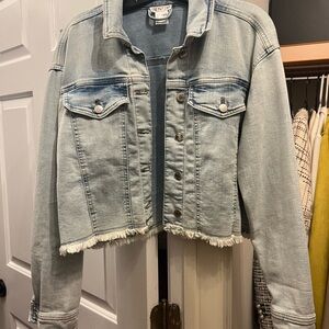 VENUS Sky Blue Denim Jacket